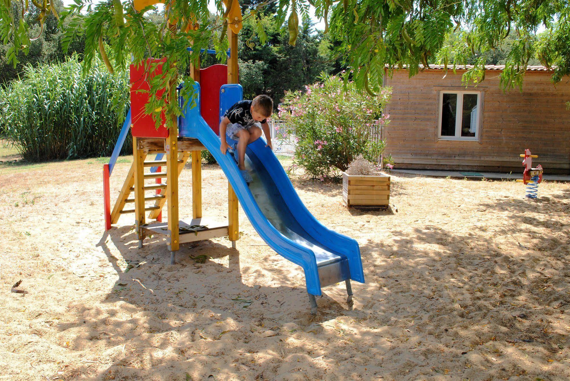 Residence Nemea Les Sables Vignier 생-조르주-돌레롱 외부 사진